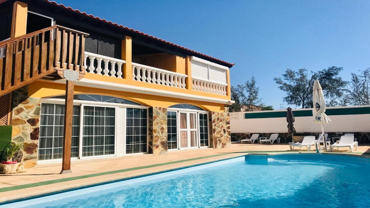 Апартаменты Blue Azure Powered By Solymarcalma Коста Калма Экстерьер фото
