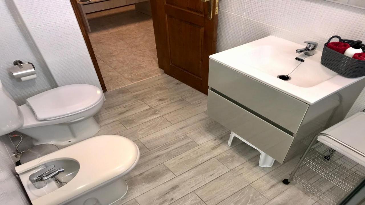 Апартаменты Blue Azure Powered By Solymarcalma Коста Калма Экстерьер фото