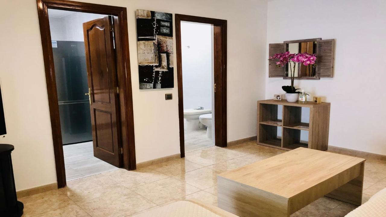 Апартаменты Blue Azure Powered By Solymarcalma Коста Калма Экстерьер фото