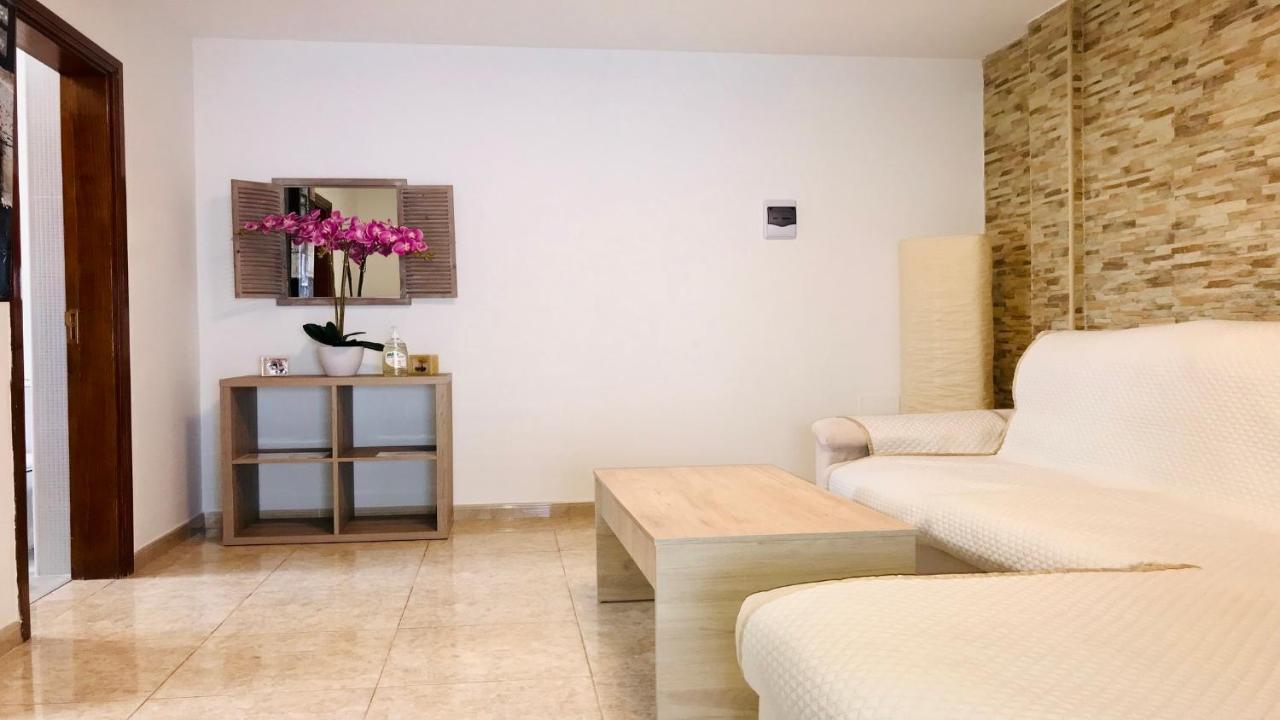 Апартаменты Blue Azure Powered By Solymarcalma Коста Калма Экстерьер фото